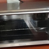 DeLonghi Toaster Oven